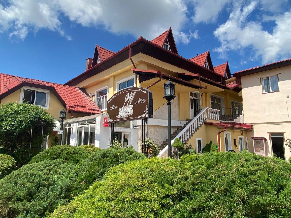 Pensiunea Viena Targu Mures Exterior foto